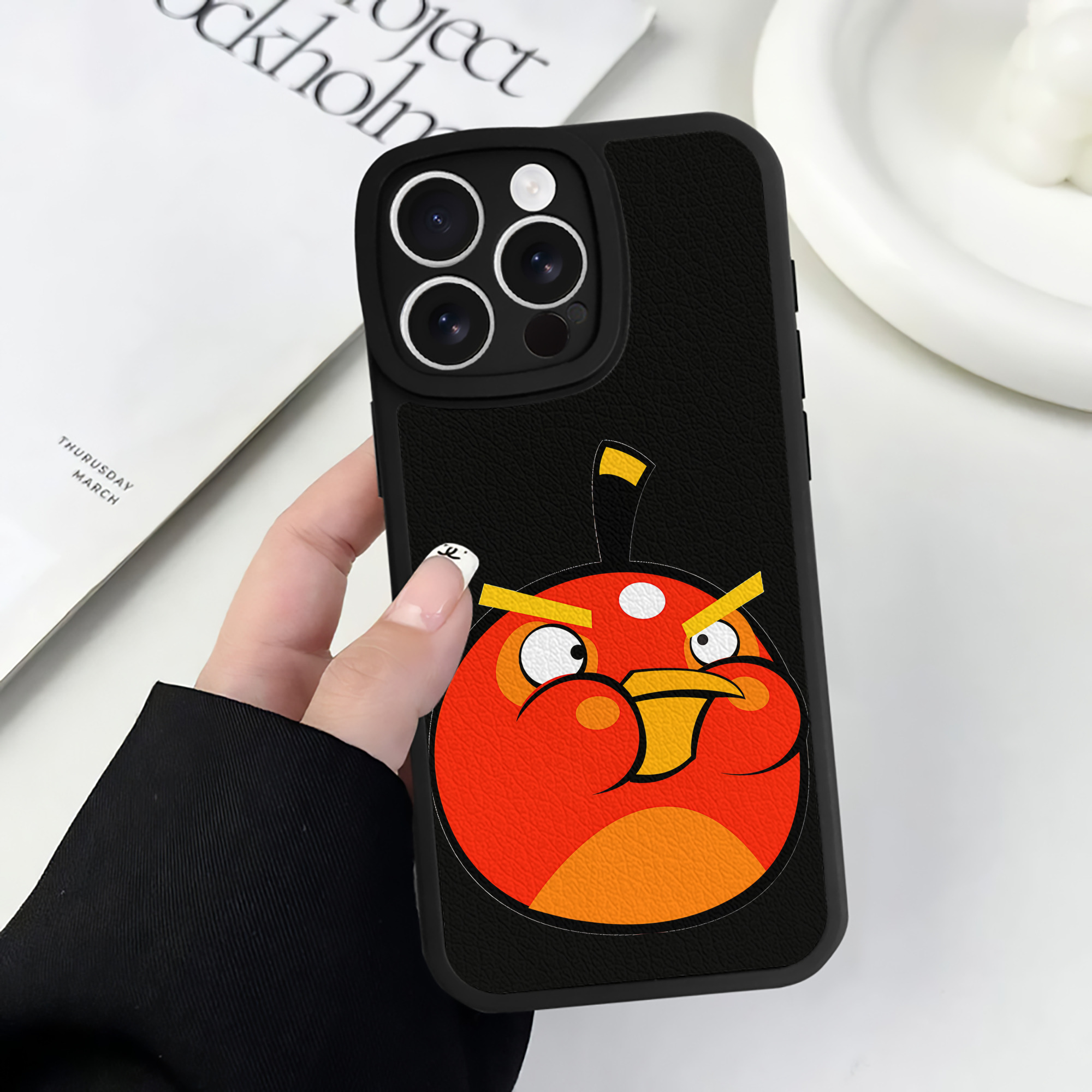 （画像用） Angry Birds アングリーバード 【iPhone 16シリーズ対応】シリコンスマホケース（レザー調） 材質：シリコン